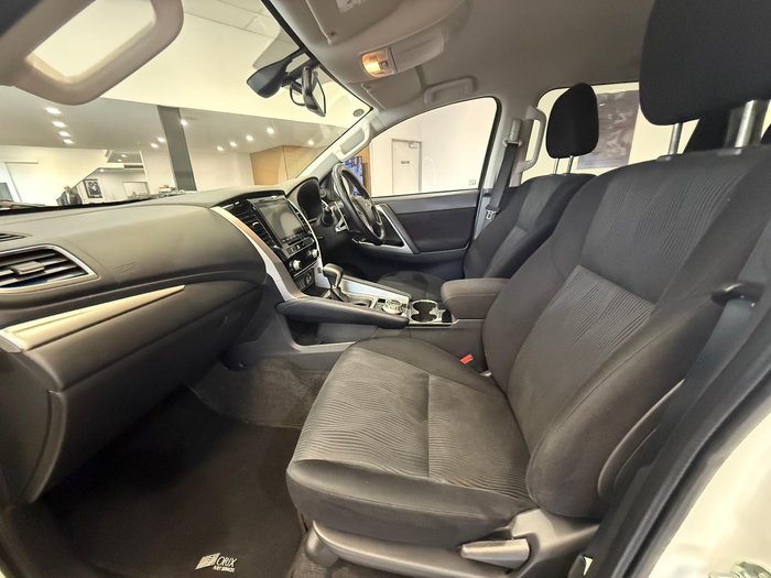 2021 Mitsubishi Pajero Sport GLS