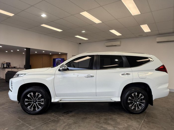 2021 Mitsubishi Pajero Sport GLS