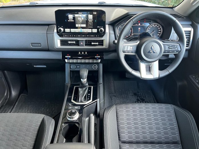 2023 Mitsubishi Triton GLS