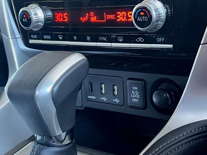 2023 Mitsubishi Pajero Sport GLS