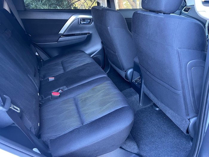 2023 Mitsubishi Pajero Sport GLS