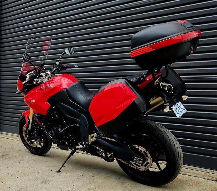 2012 Triumph Tiger 1050 SE ABS Tiger Red
