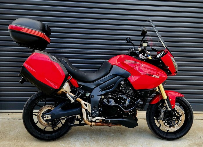 2012 Triumph Tiger 1050 SE ABS Tiger Red
