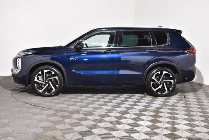 2023 Mitsubishi Outlander PHEV Exceed