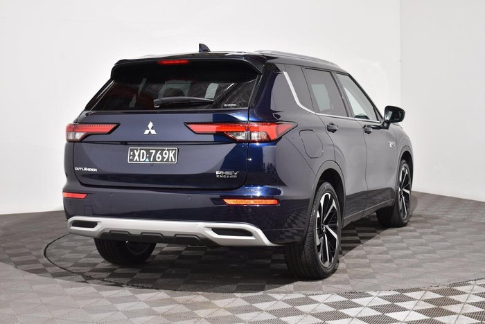 2023 Mitsubishi Outlander PHEV Exceed