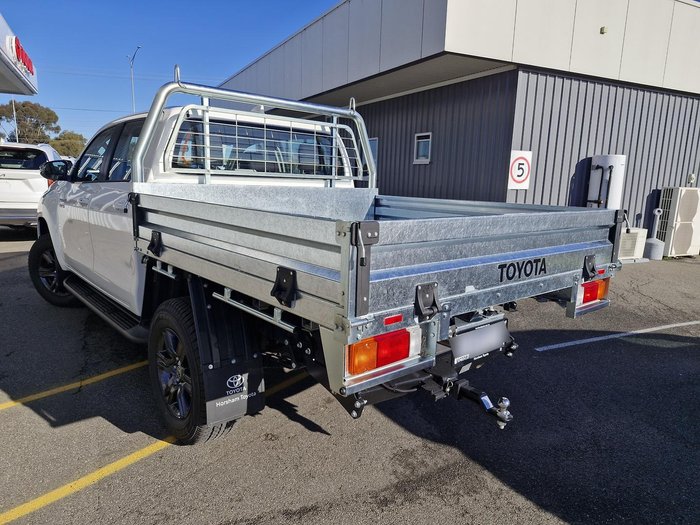 2025 Toyota Hilux SR 48V