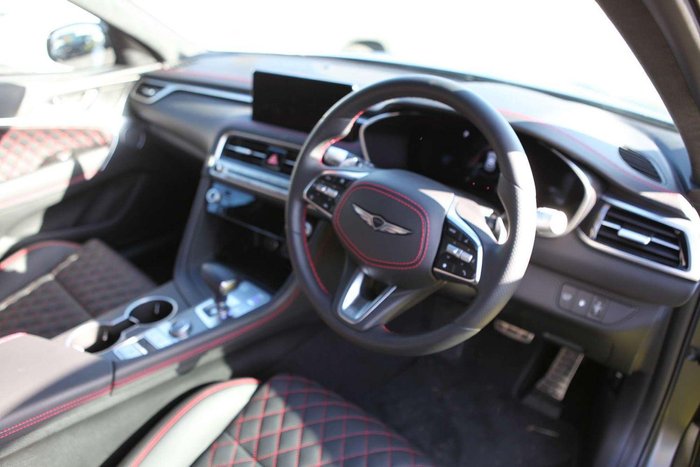 2024 Genesis G70 Sport Line Luxury