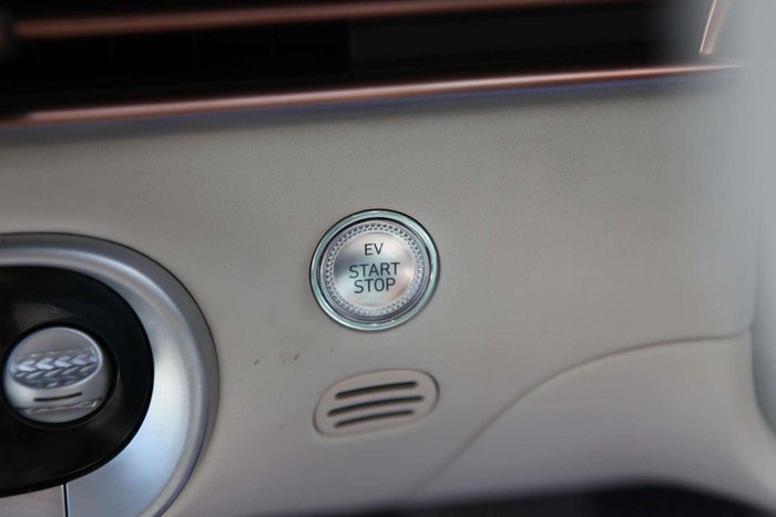 2023 Genesis GV60 AWD