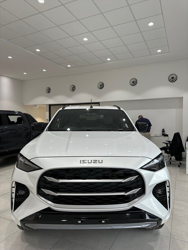 2025 Isuzu MU-X LS-T MY25 4X4 Dual Range Moonstone White Pearl