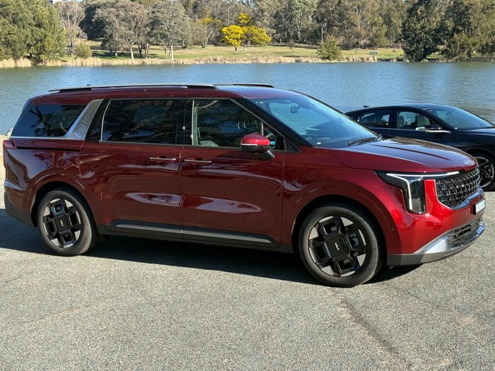 2025 Kia Carnival GT-Line