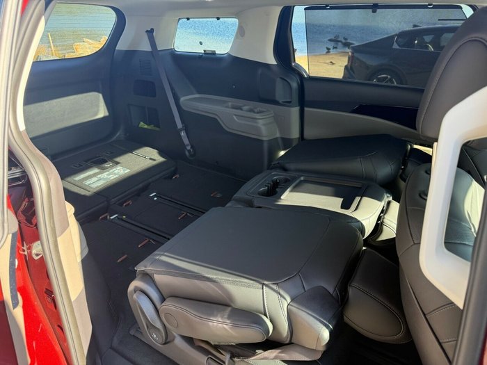 2025 Kia Carnival GT-Line