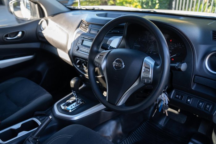 2020 Nissan Navara RX D23 Series 4 4X4 Dual Range Polar White