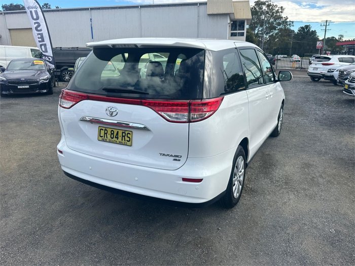 2018 TOYOTA TARAGO GLi