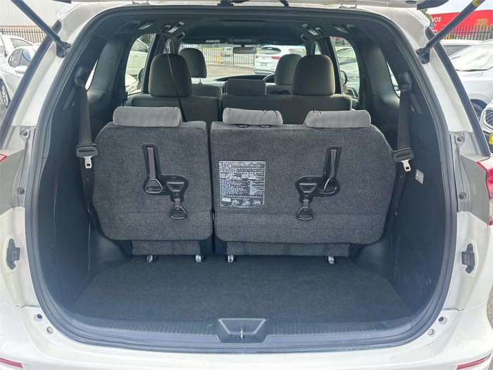 2018 TOYOTA TARAGO GLi