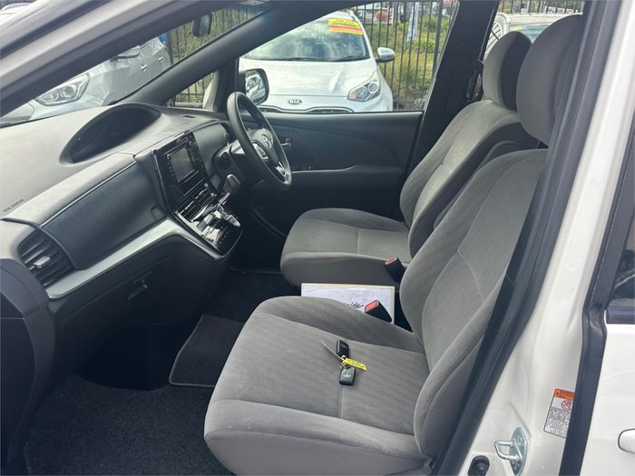 2018 TOYOTA TARAGO GLi