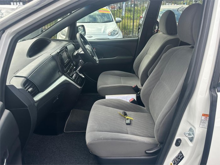 2018 TOYOTA TARAGO GLi