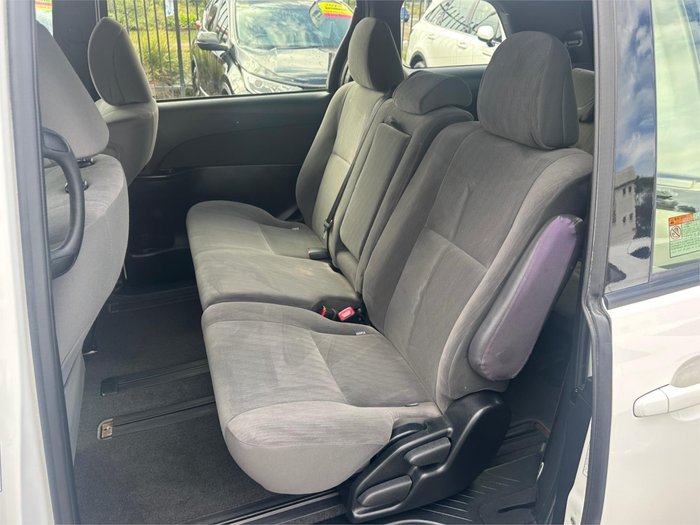 2018 TOYOTA TARAGO GLi