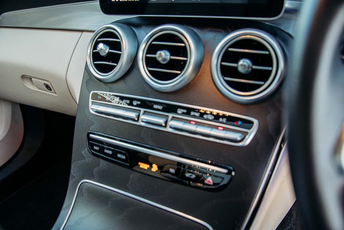 2021 Mercedes-Benz C-Class C300