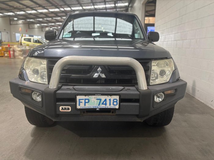 2006 Mitsubishi Pajero VR-X