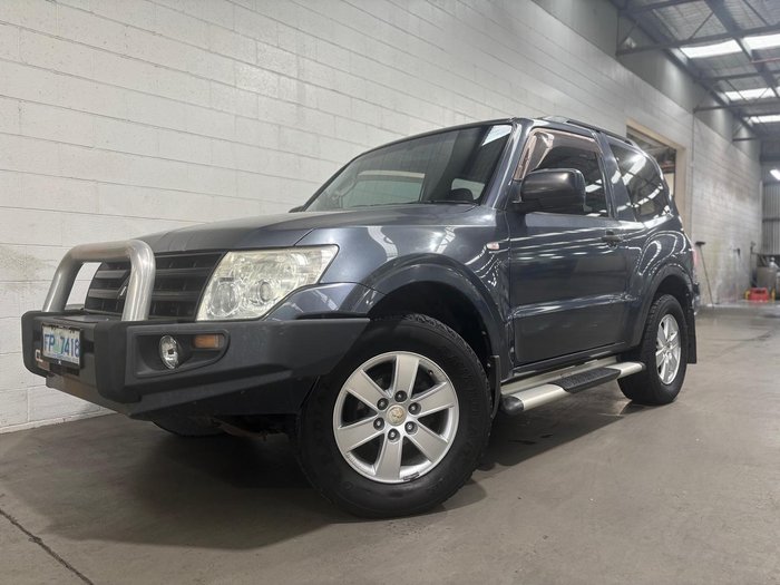 2006 Mitsubishi Pajero VR-X