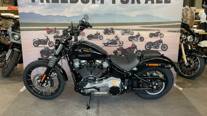 2025 Harley-davidson FXBB STREET BOB (117) Vivid Black