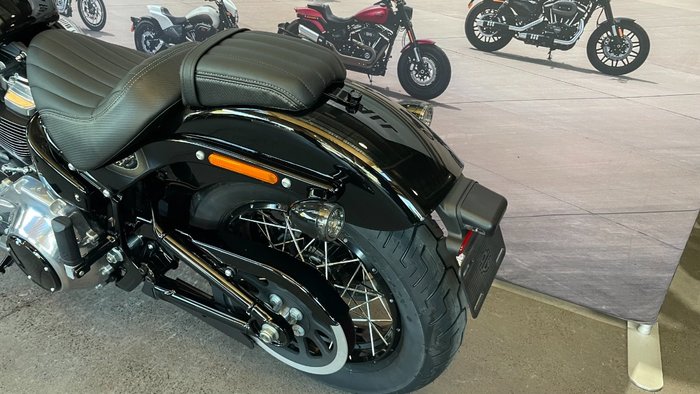 2025 Harley-davidson FXBB STREET BOB (117) Vivid Black