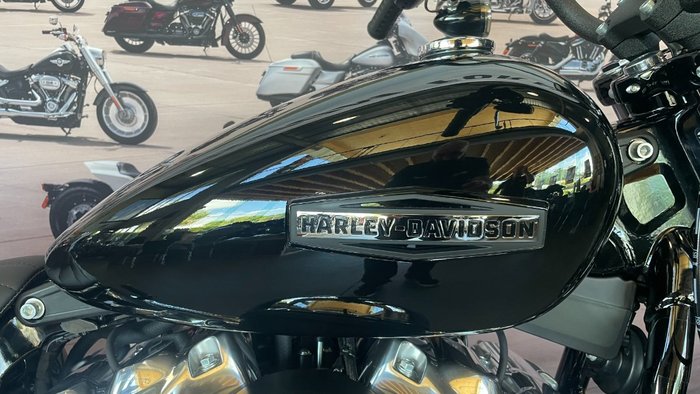 2025 Harley-davidson FXBB STREET BOB (117) Vivid Black