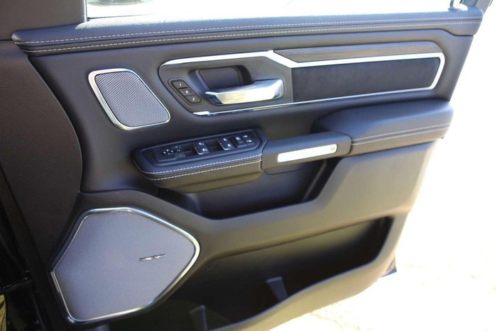 2025 RAM 1500 Laramie Sport Hurricane SO RamBox