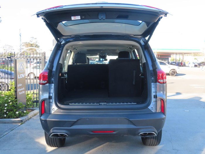 2022 LDV D90 Executive