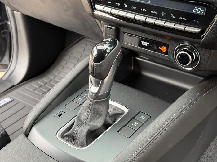 2025 Mazda BT-50 XTR