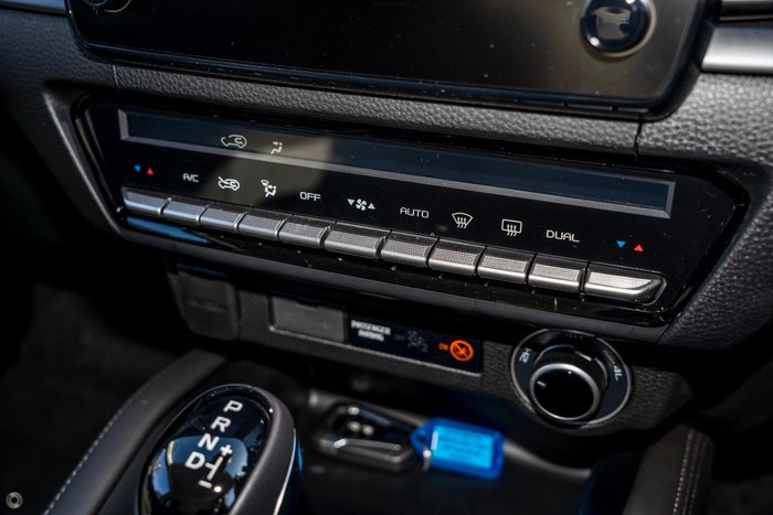 2025 Mazda BT-50 XTR