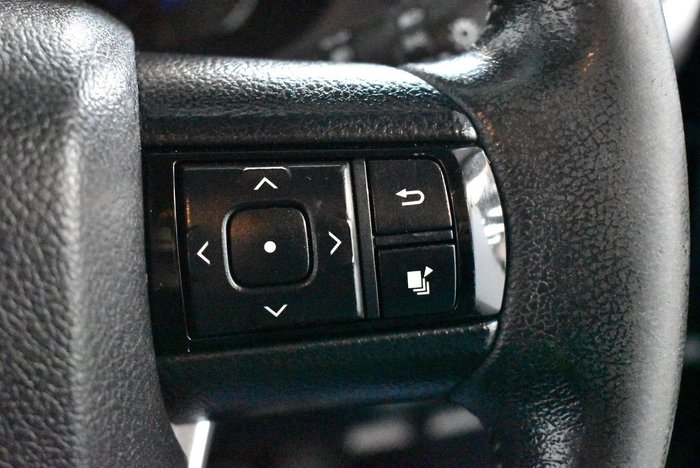 2017 Toyota Hilux SR5