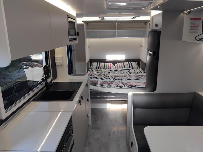 2025 New Age Caravans Manta Ray Mr18er Couples Van My25 Full Composite