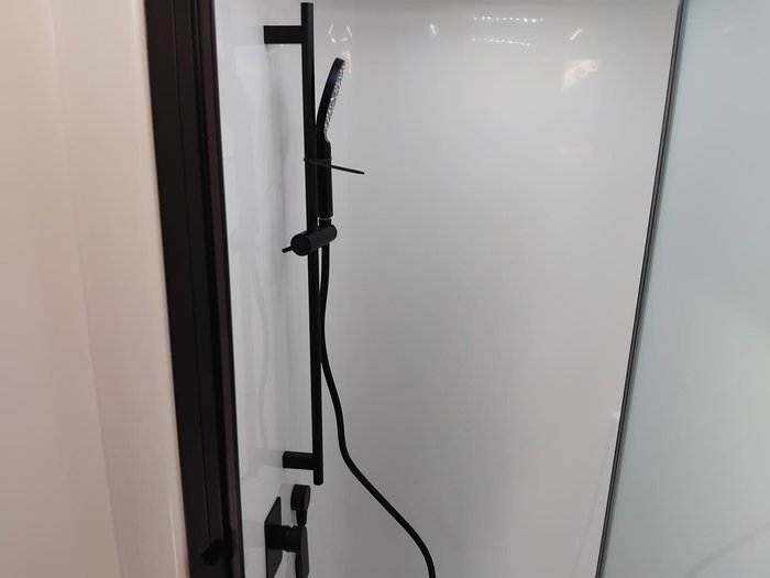 2025 New Age Caravans Manta Ray Mr18er Couples Van My25 Price Reduced!