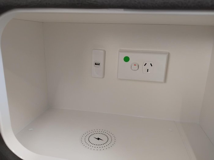 2025 New Age Caravans Manta Ray Mr18er Couples Van My25 Price Reduced!