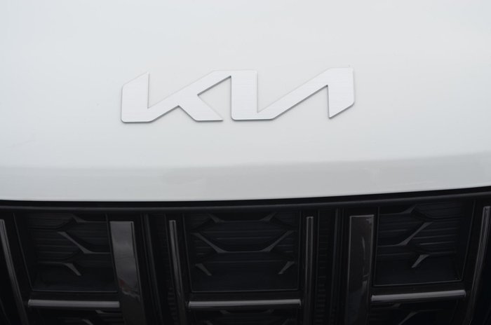 2023 Kia Carnival S