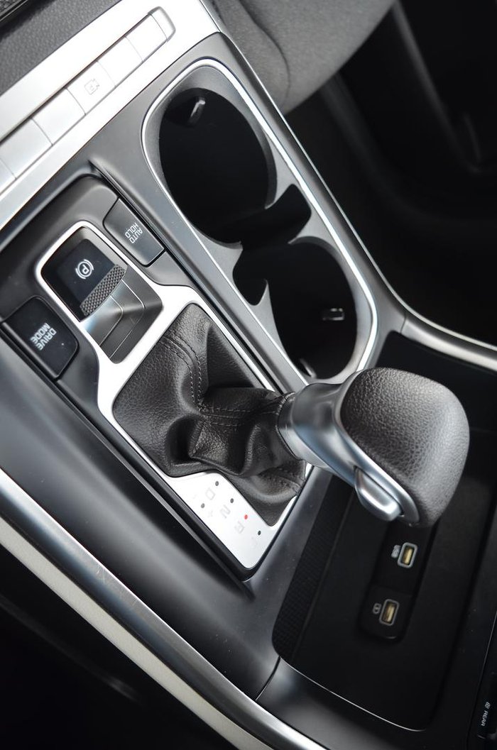 2023 Kia Carnival S
