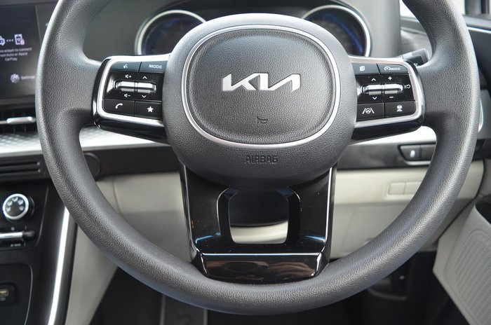 2023 Kia Carnival S