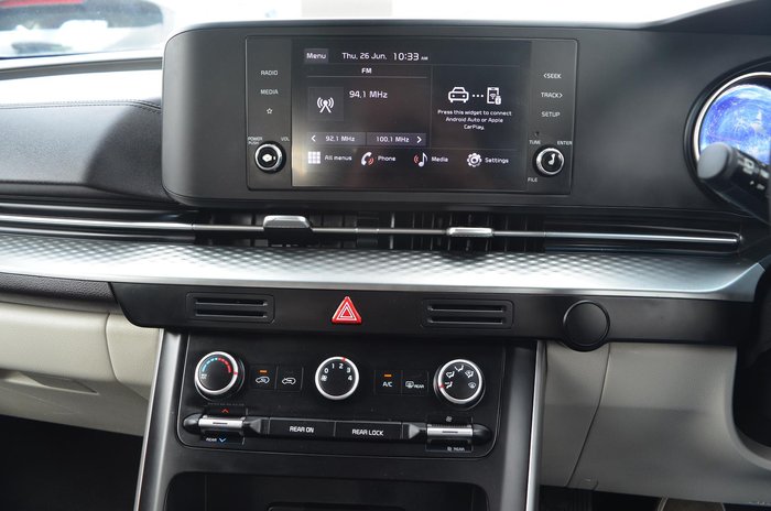 2023 Kia Carnival S