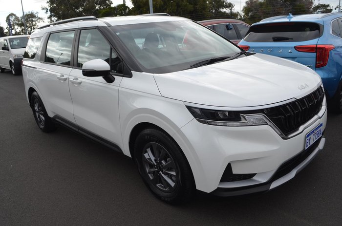 2023 Kia Carnival S