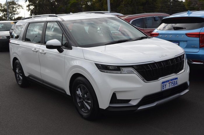 2023 Kia Carnival S