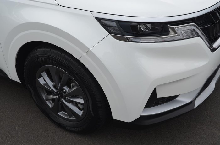 2023 Kia Carnival S