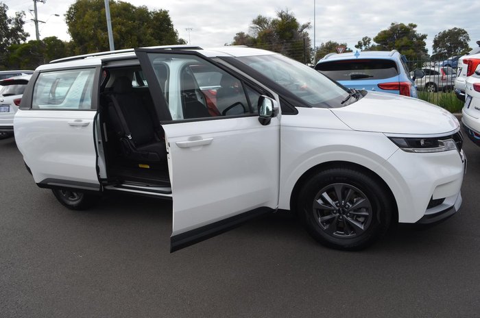 2023 Kia Carnival S