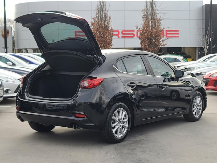 2017 Mazda 3 Maxx