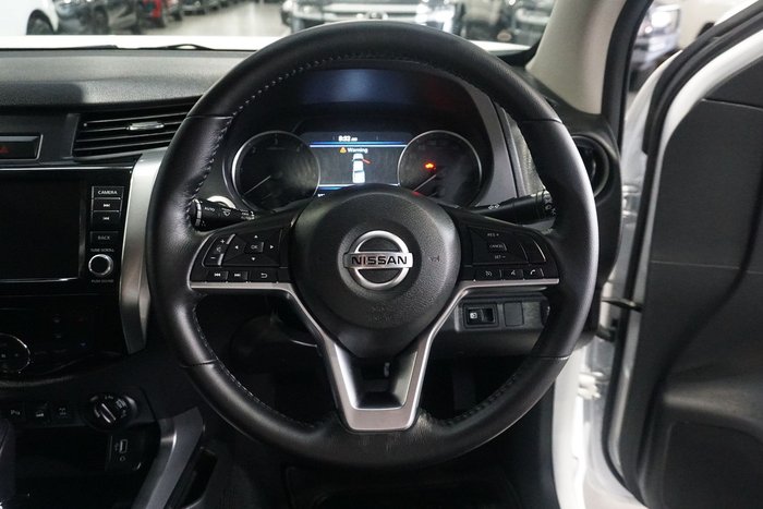 2024 Nissan Navara ST-X
