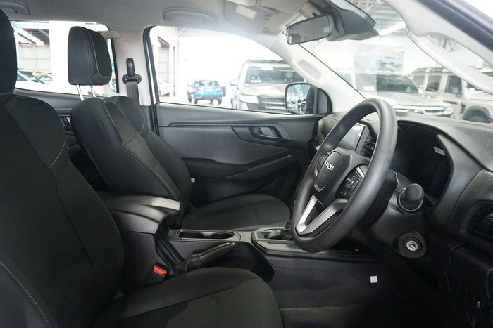 2025 Isuzu D-MAX SX