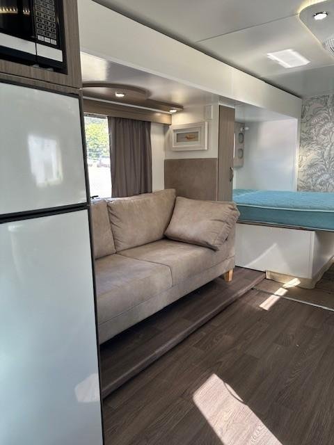 2018 Sunliner Switch