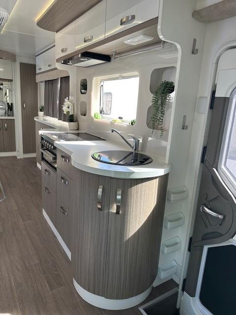 2018 Sunliner Switch