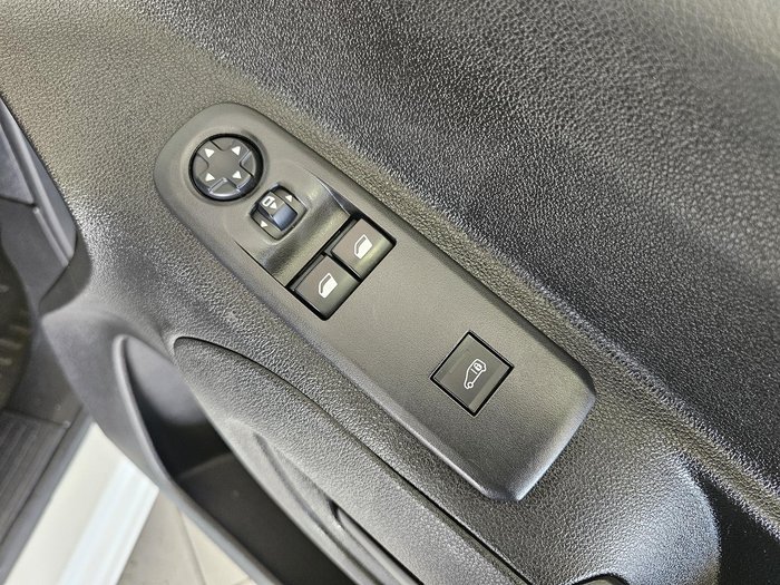 2021 Peugeot Partner 130 THP