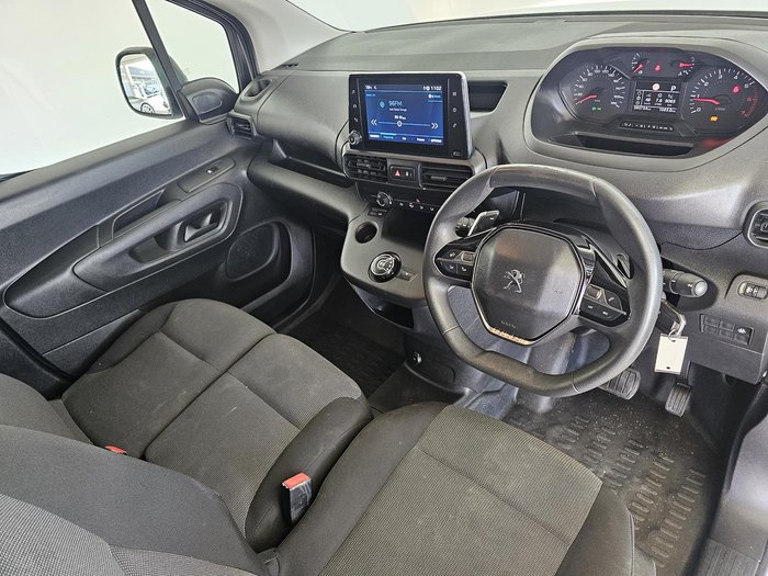 2021 Peugeot Partner 130 THP